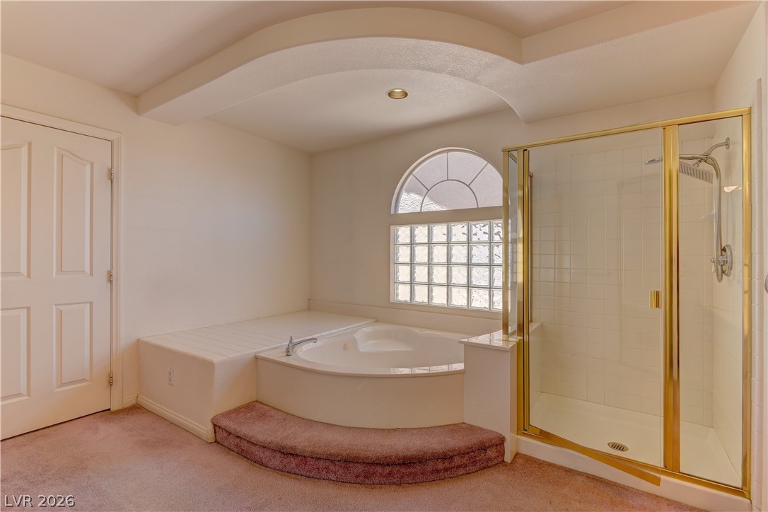 11 Old Lake Circle