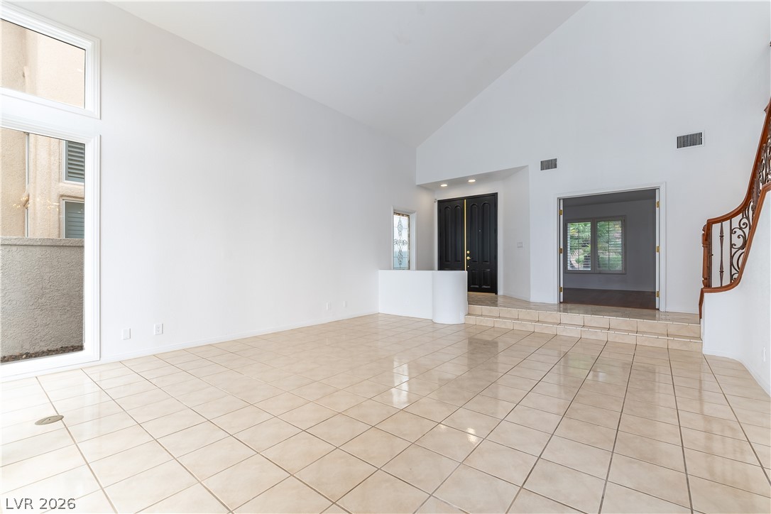 2208 Bay Hill Drive