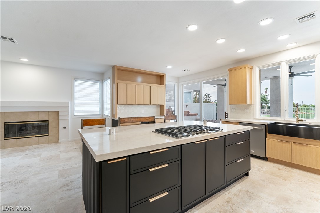 2208 Bay Hill Drive