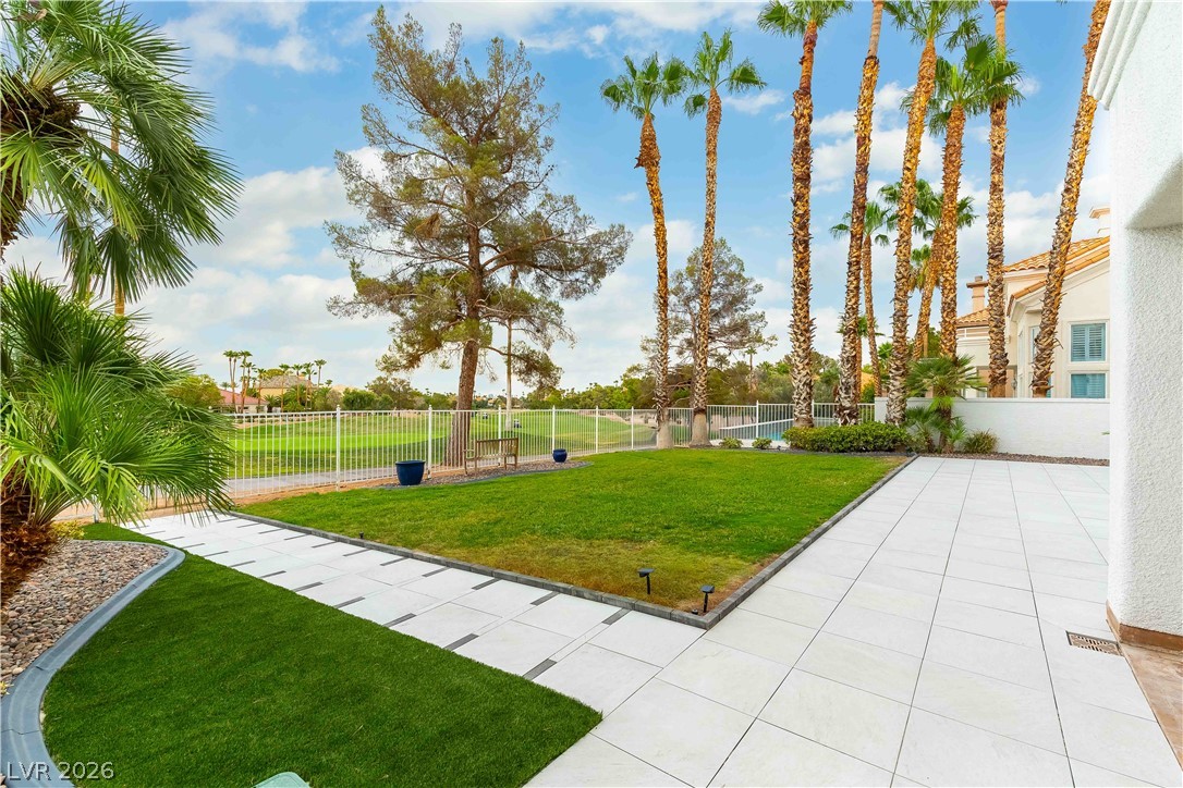 2208 Bay Hill Drive
