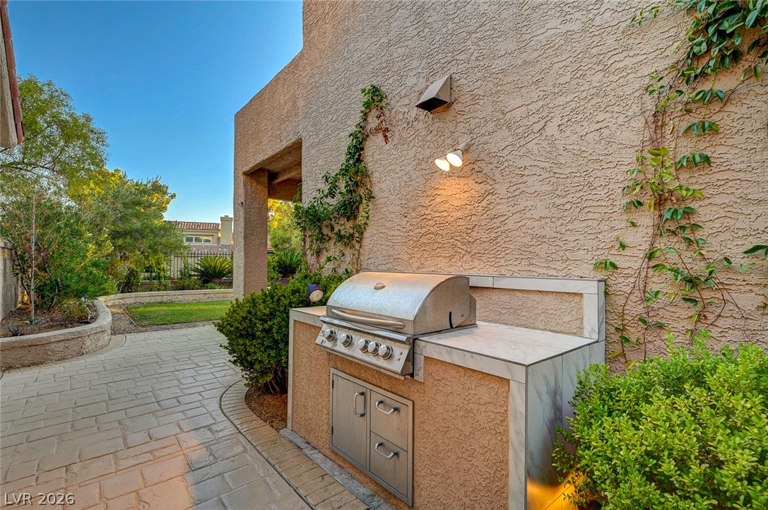 7995 Rio Rico Drive