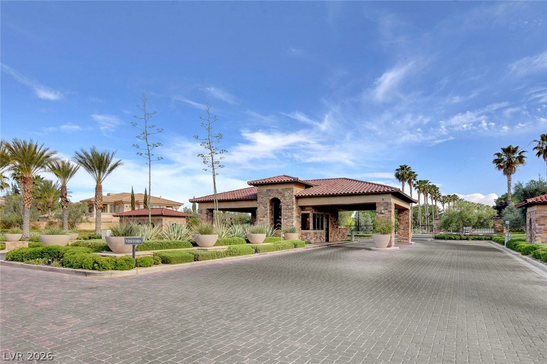 7995 Rio Rico Drive