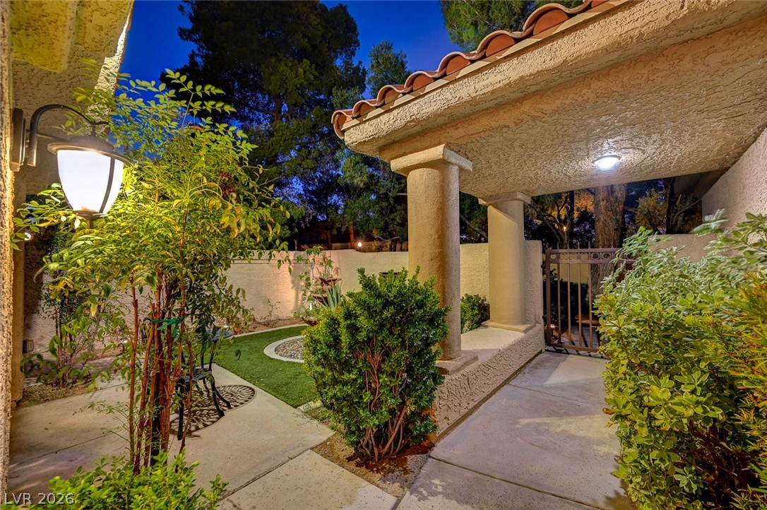 7995 Rio Rico Drive