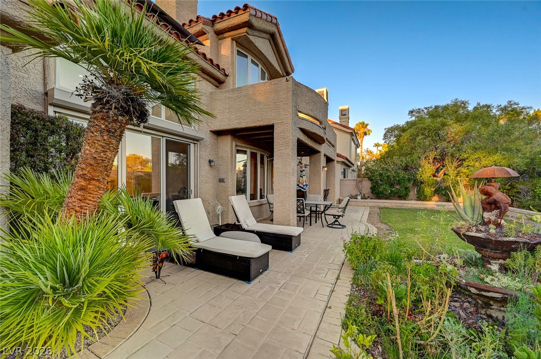 7995 Rio Rico Drive