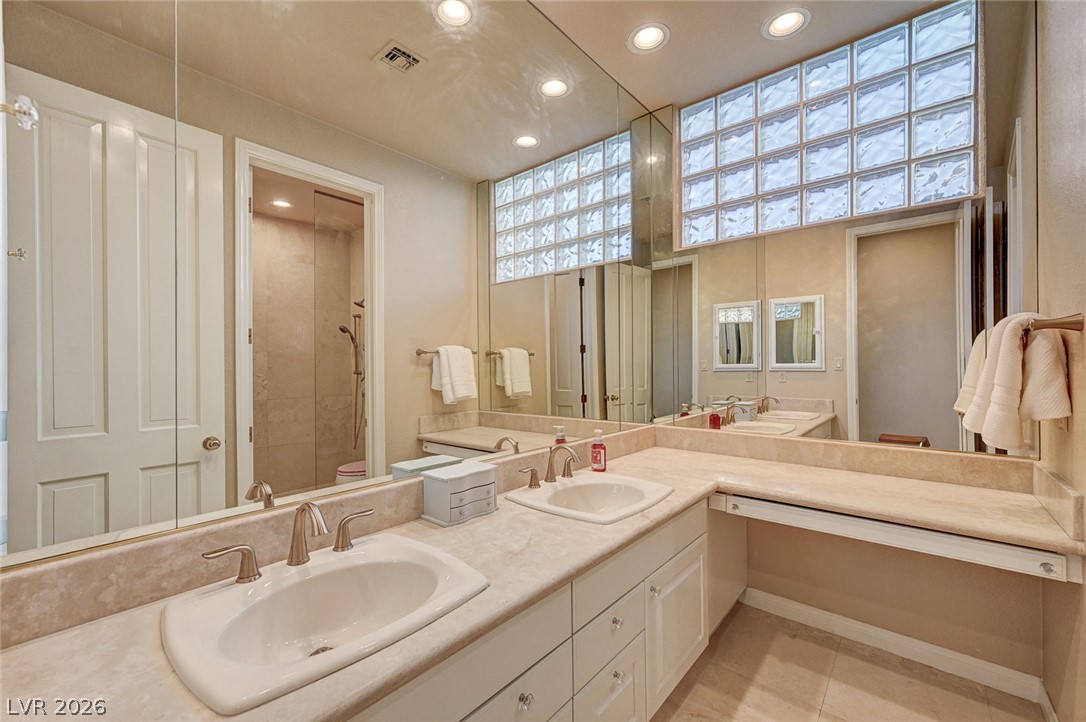7995 Rio Rico Drive