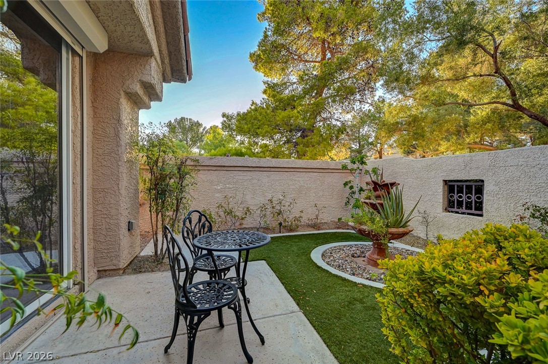 7995 Rio Rico Drive