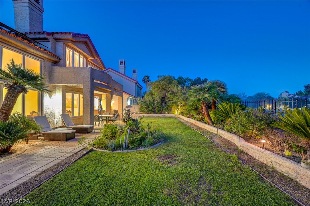 7995 Rio Rico Drive