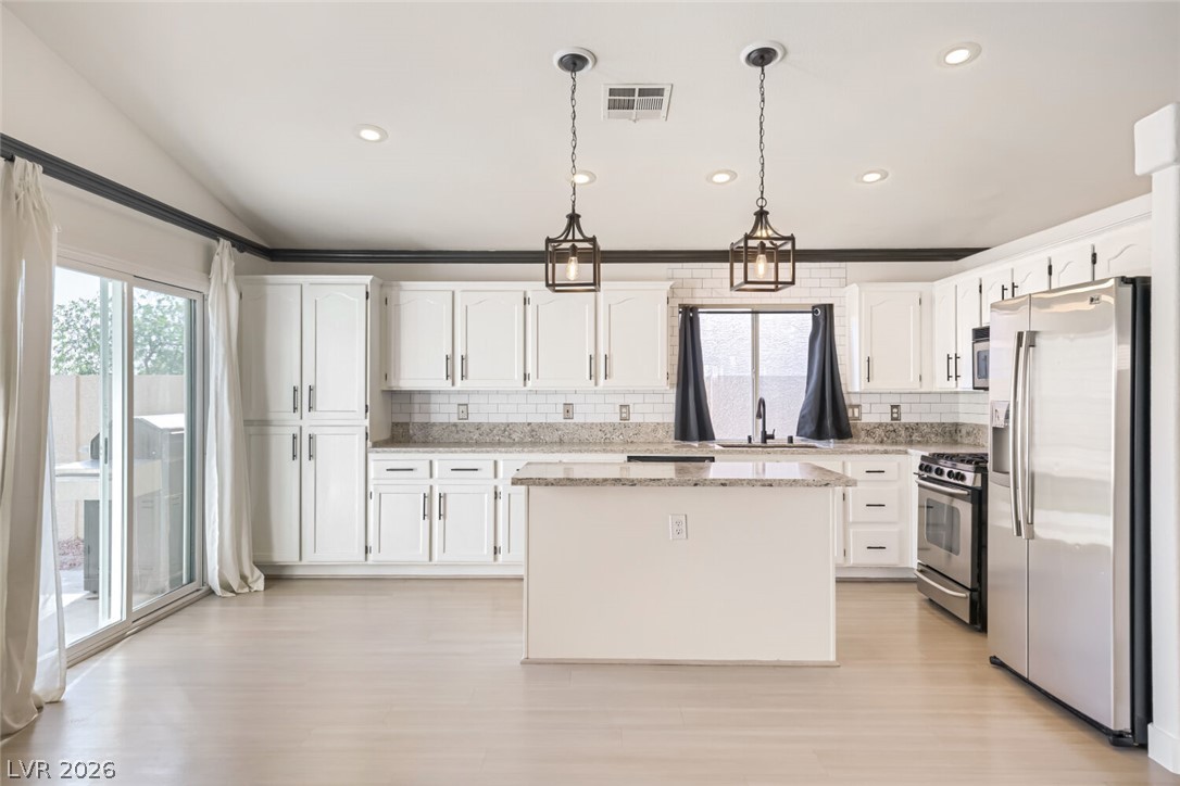 10236 Desert Wind Drive