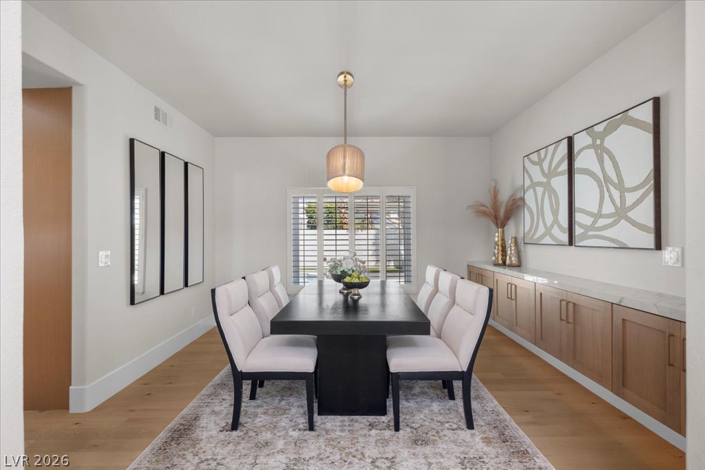 8024 Shorecrest Drive