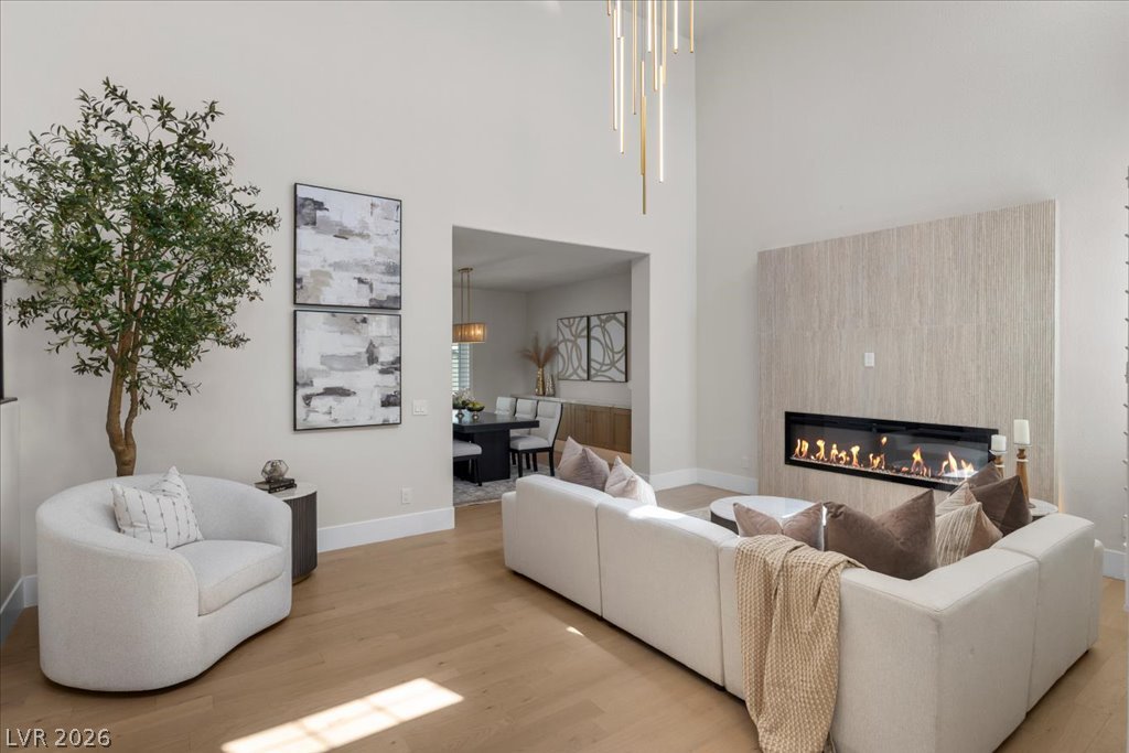 8024 Shorecrest Drive