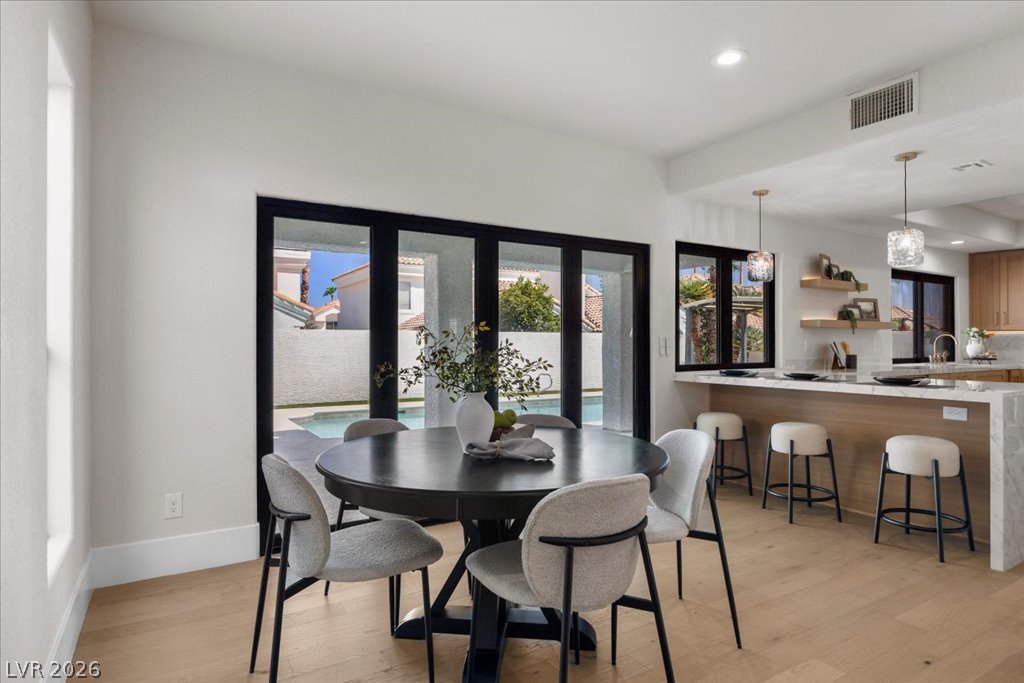 8024 Shorecrest Drive