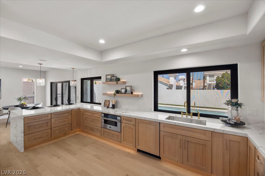 8024 Shorecrest Drive