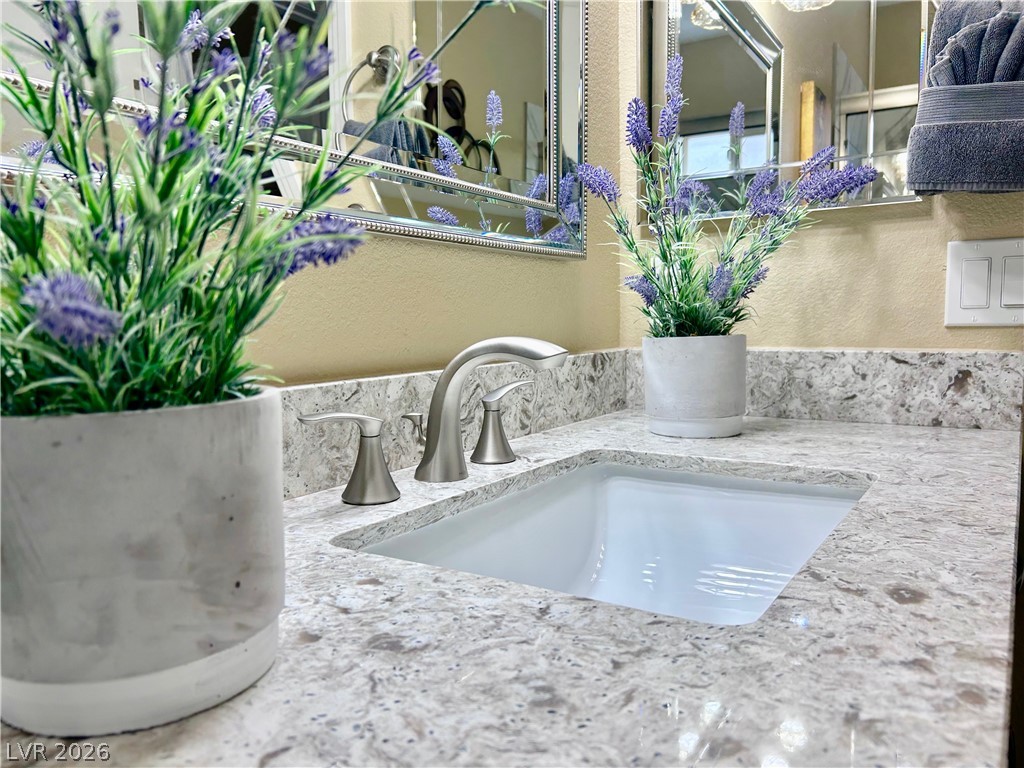 22 Silica Sand Street