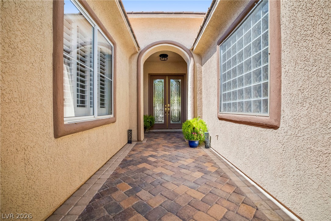 4439 Bella Cascada Street