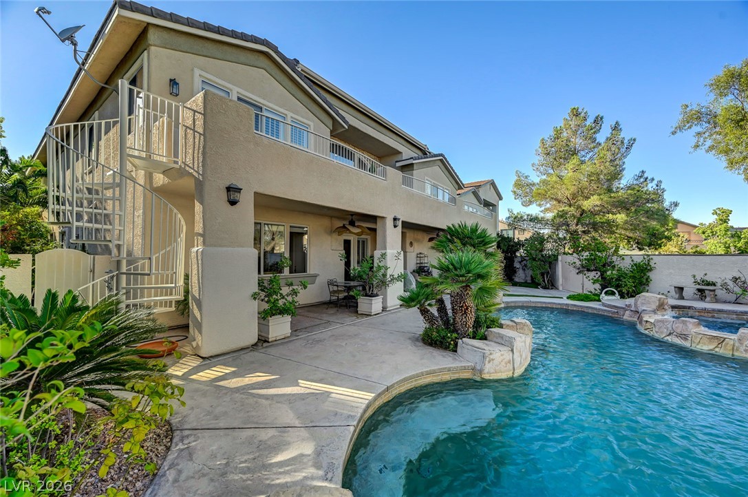 1116 Golden Age Court