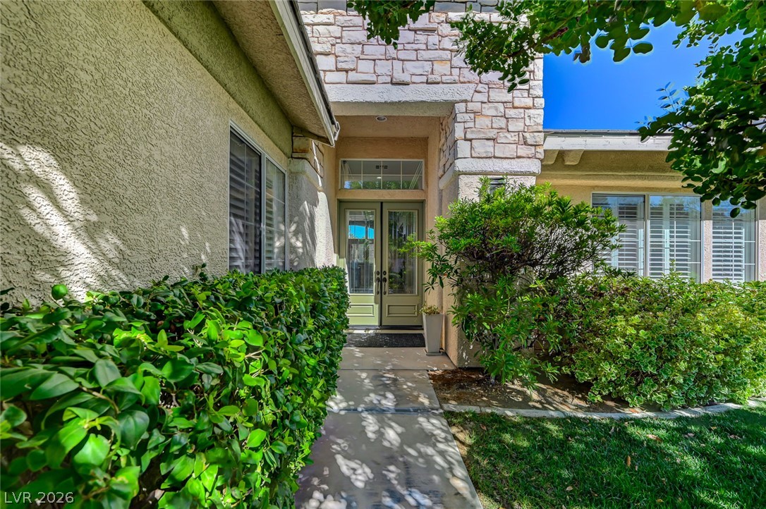 1116 Golden Age Court