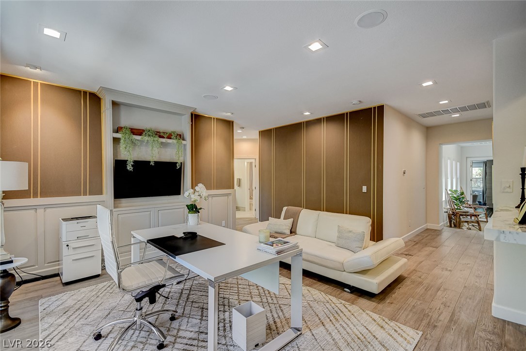11827 Oakland Hills Drive