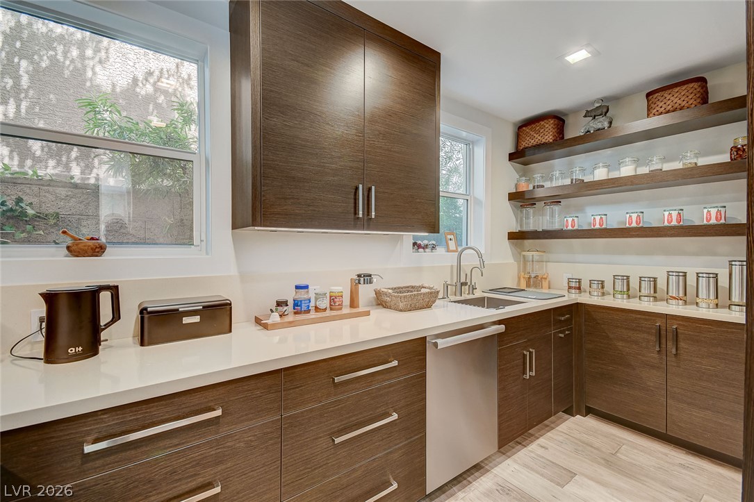 11827 Oakland Hills Drive
