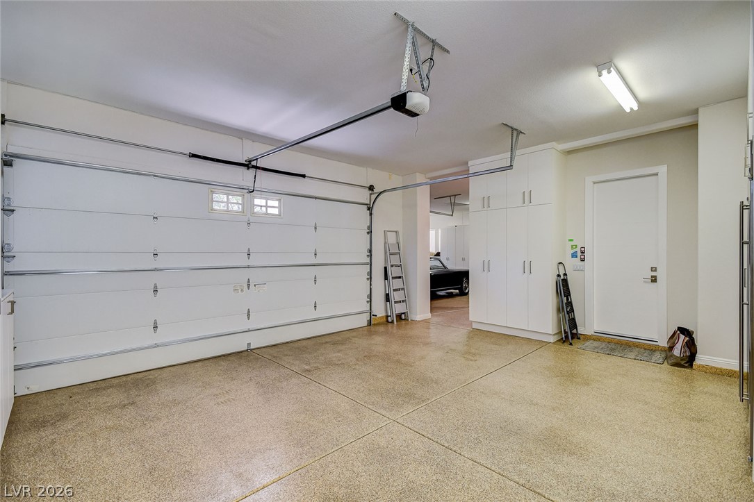11827 Oakland Hills Drive