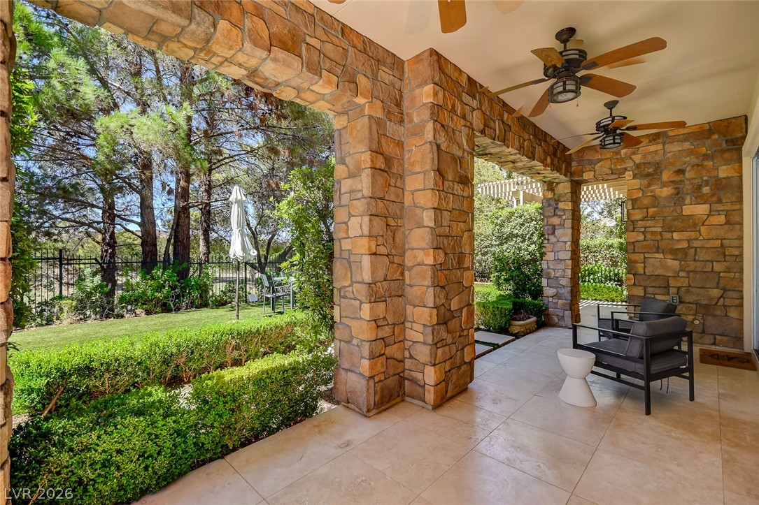 11827 Oakland Hills Drive