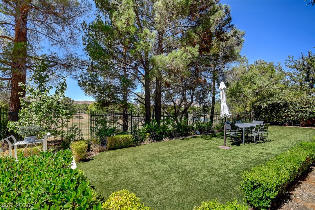 11827 Oakland Hills Drive