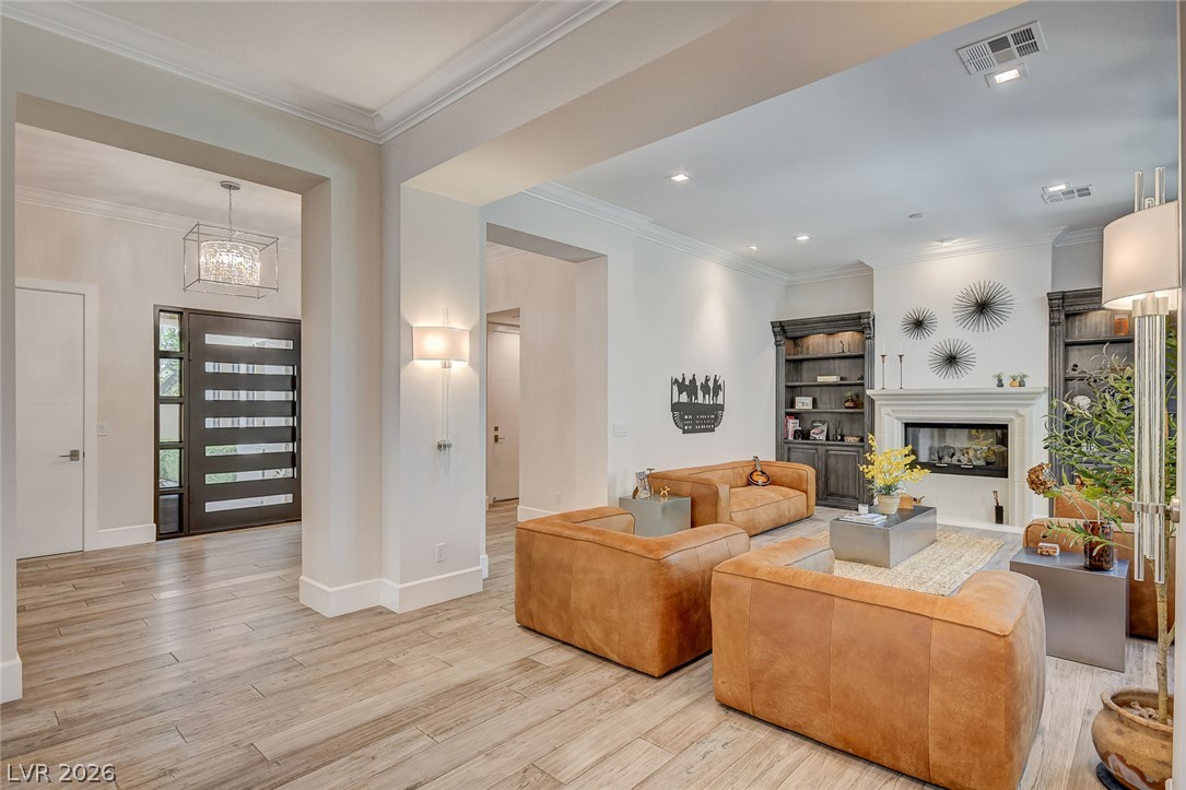 11827 Oakland Hills Drive