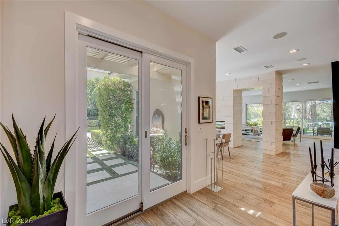 11827 Oakland Hills Drive