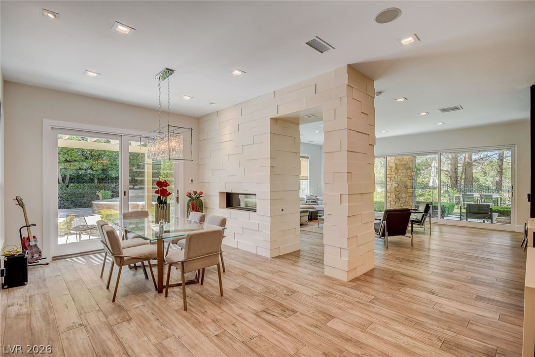 11827 Oakland Hills Drive