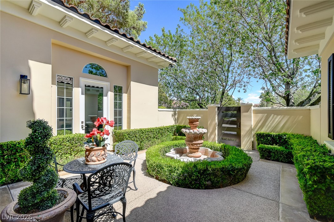 11827 Oakland Hills Drive