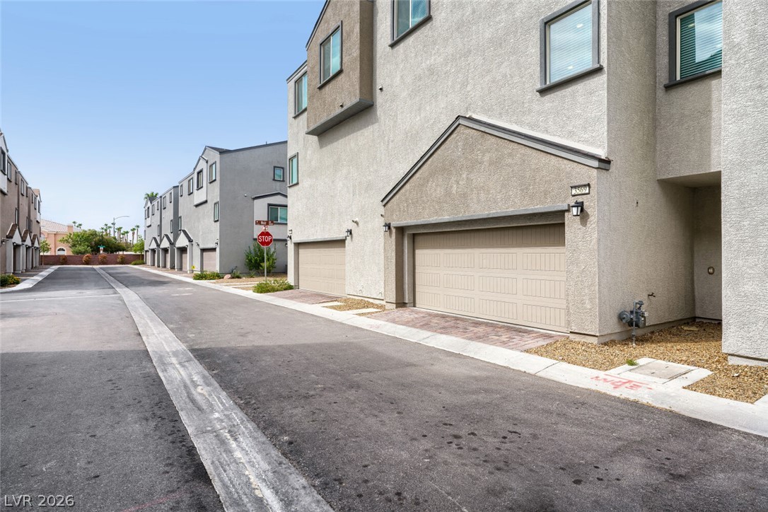 3569 Grigio Street