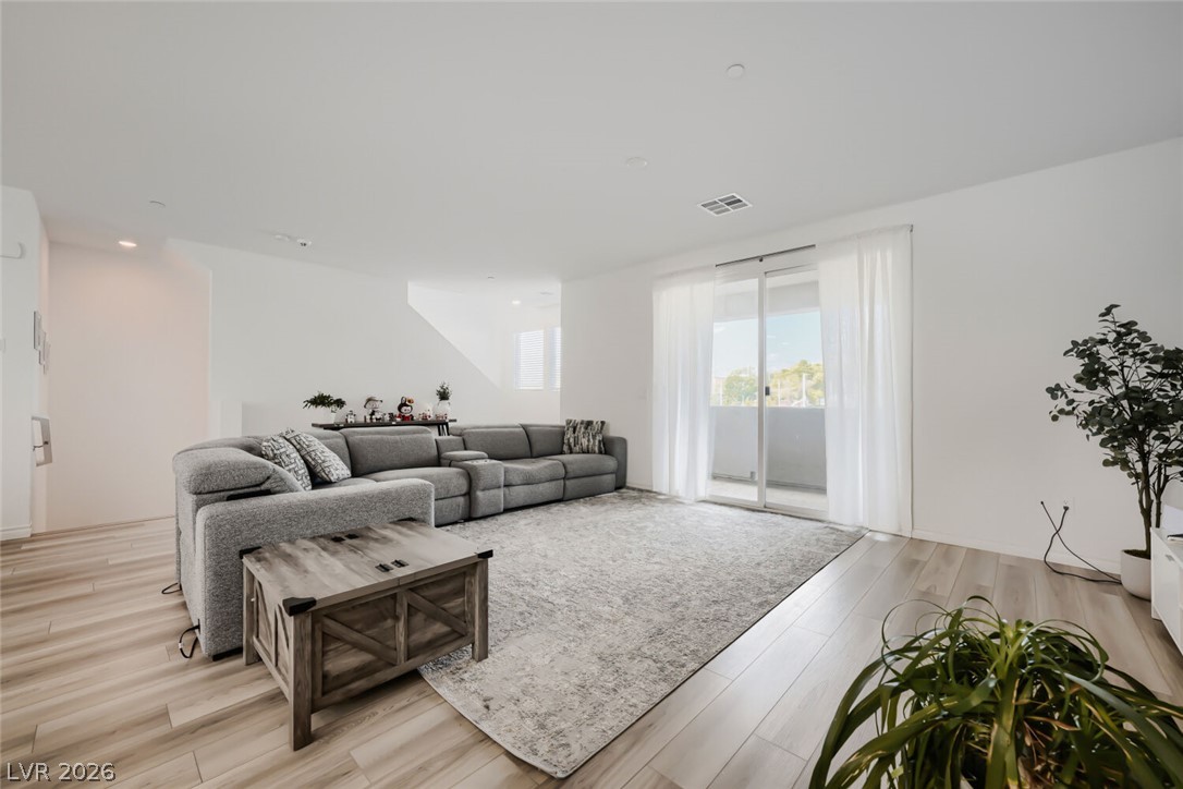 3569 Grigio Street