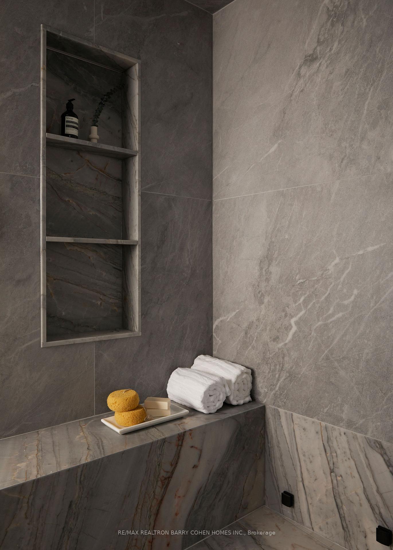 90 Arjay Crescent, Toronto C12