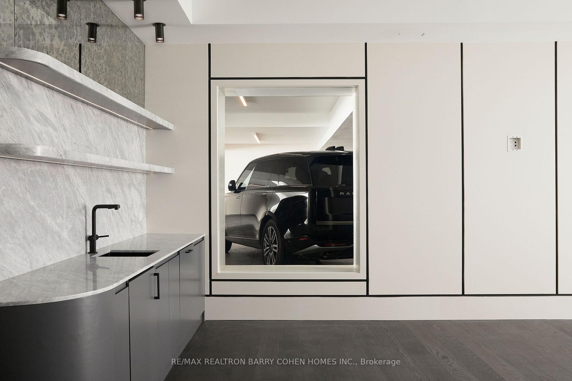 90 Arjay Crescent, Toronto C12