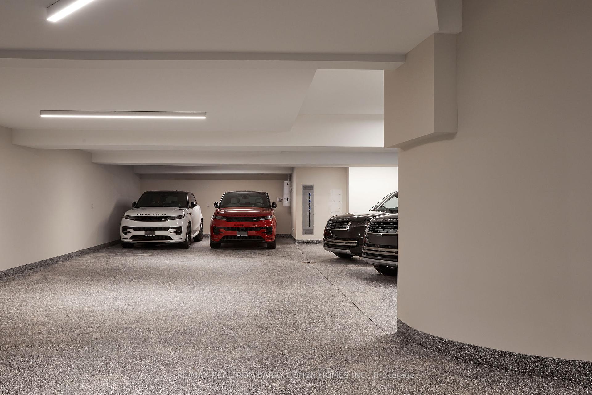 90 Arjay Crescent, Toronto C12