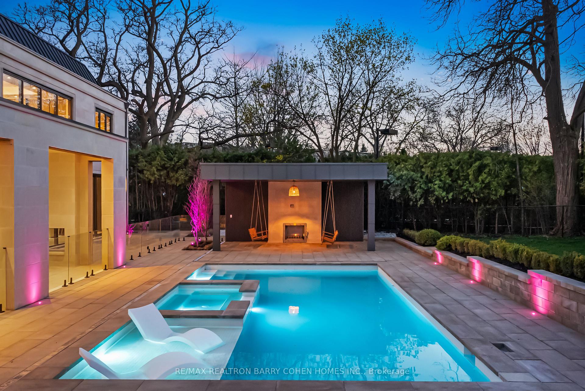 90 Arjay Crescent, Toronto C12