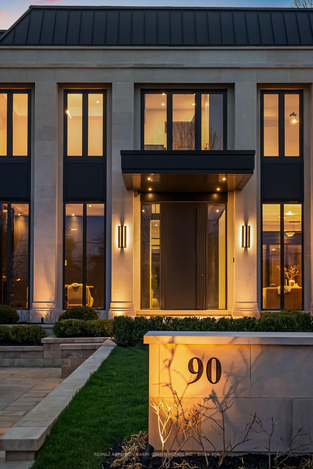 90 Arjay Crescent, Toronto C12