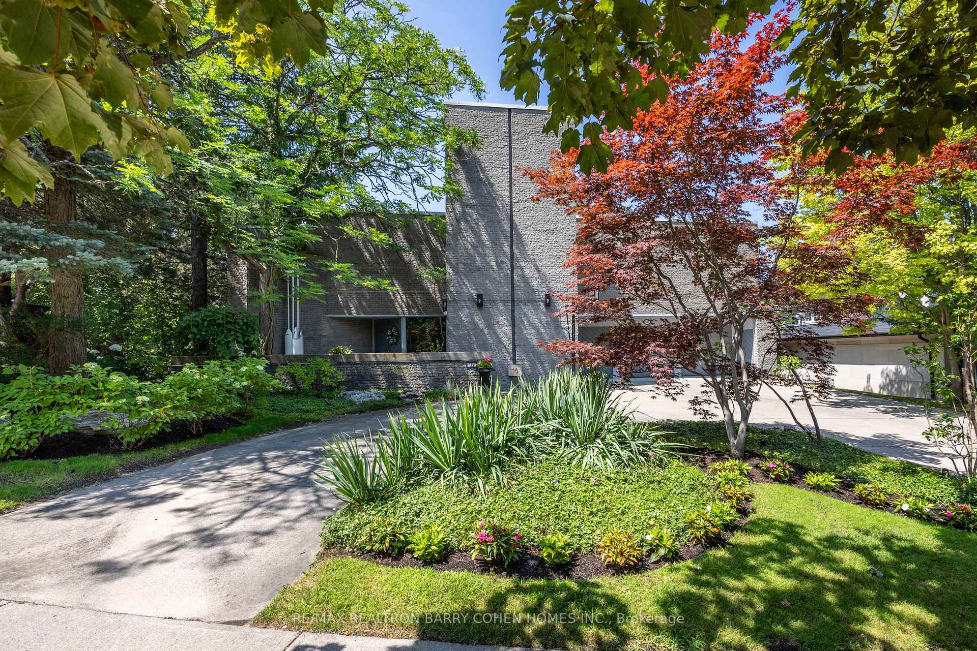 10 Penwood Crescent