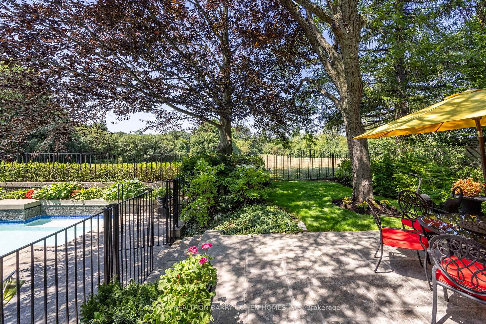 10 Penwood Crescent