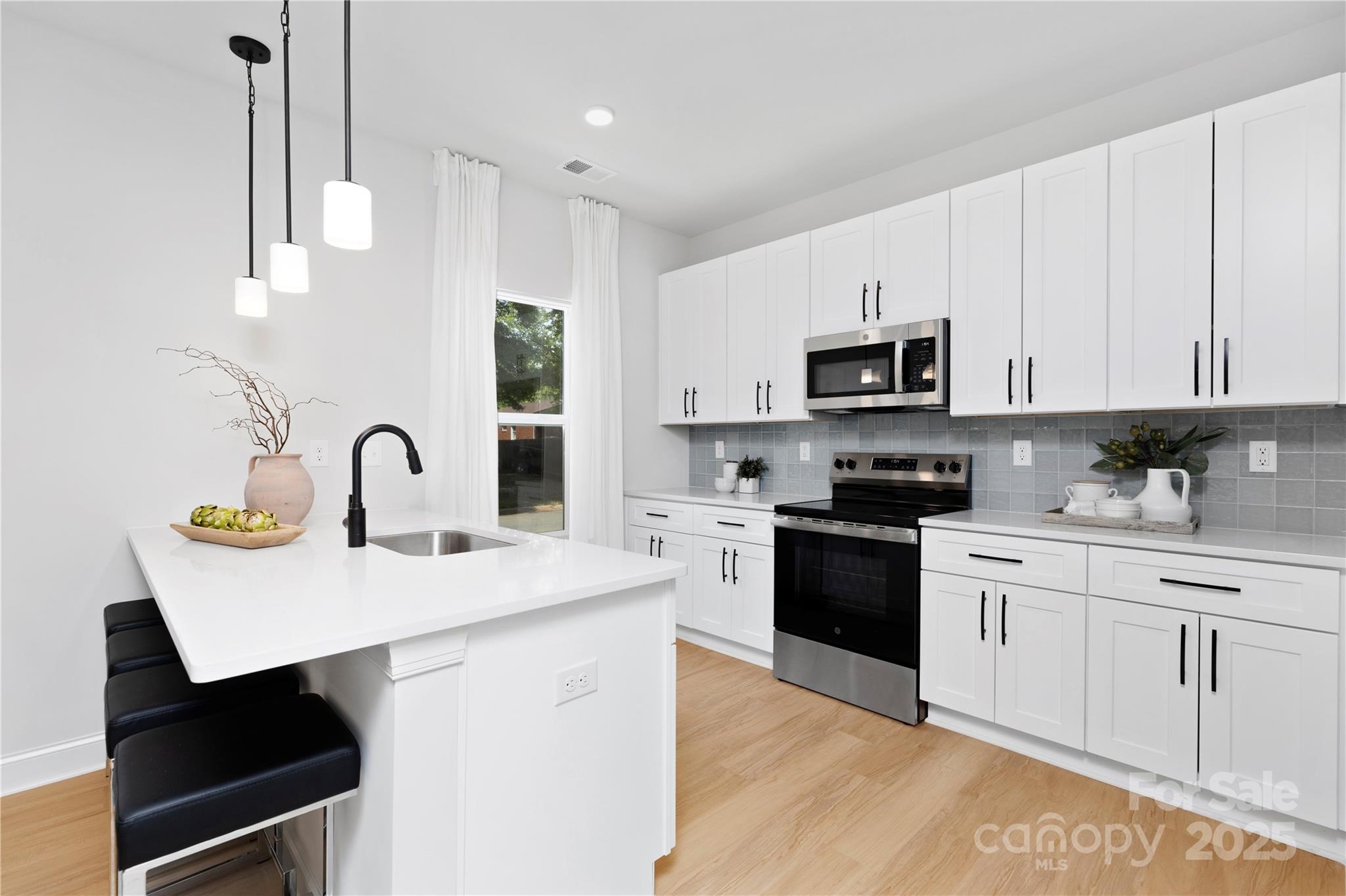 2544 Pinestream Drive