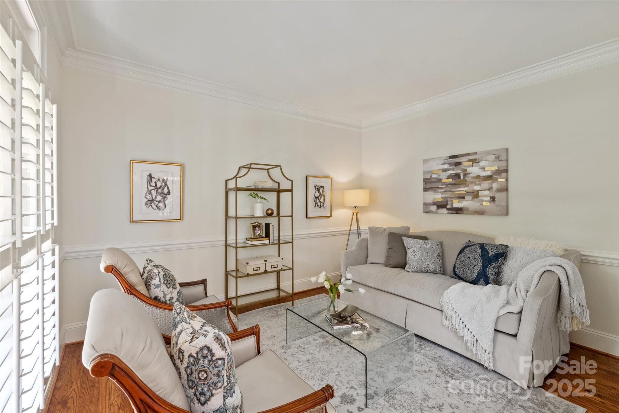 7507 Meadowgate Lane