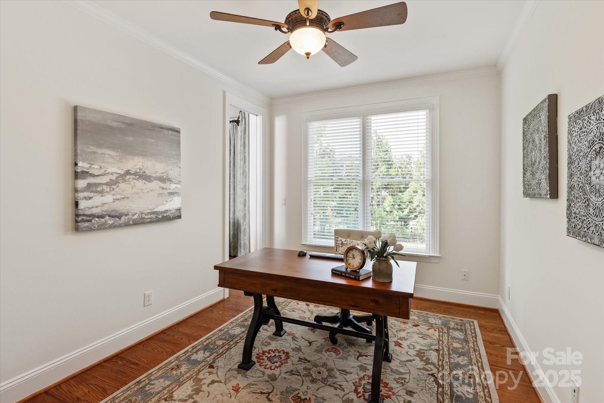 7507 Meadowgate Lane