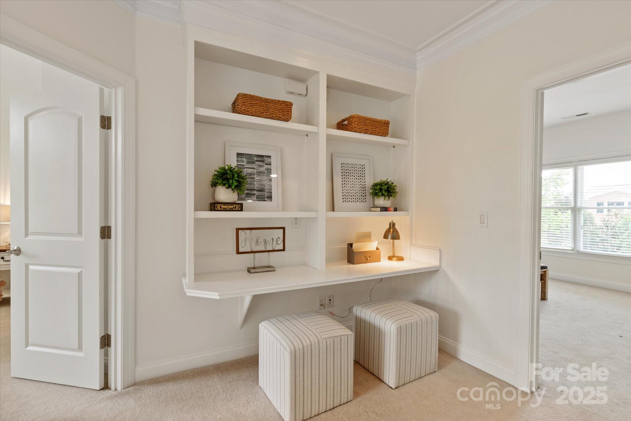 7507 Meadowgate Lane