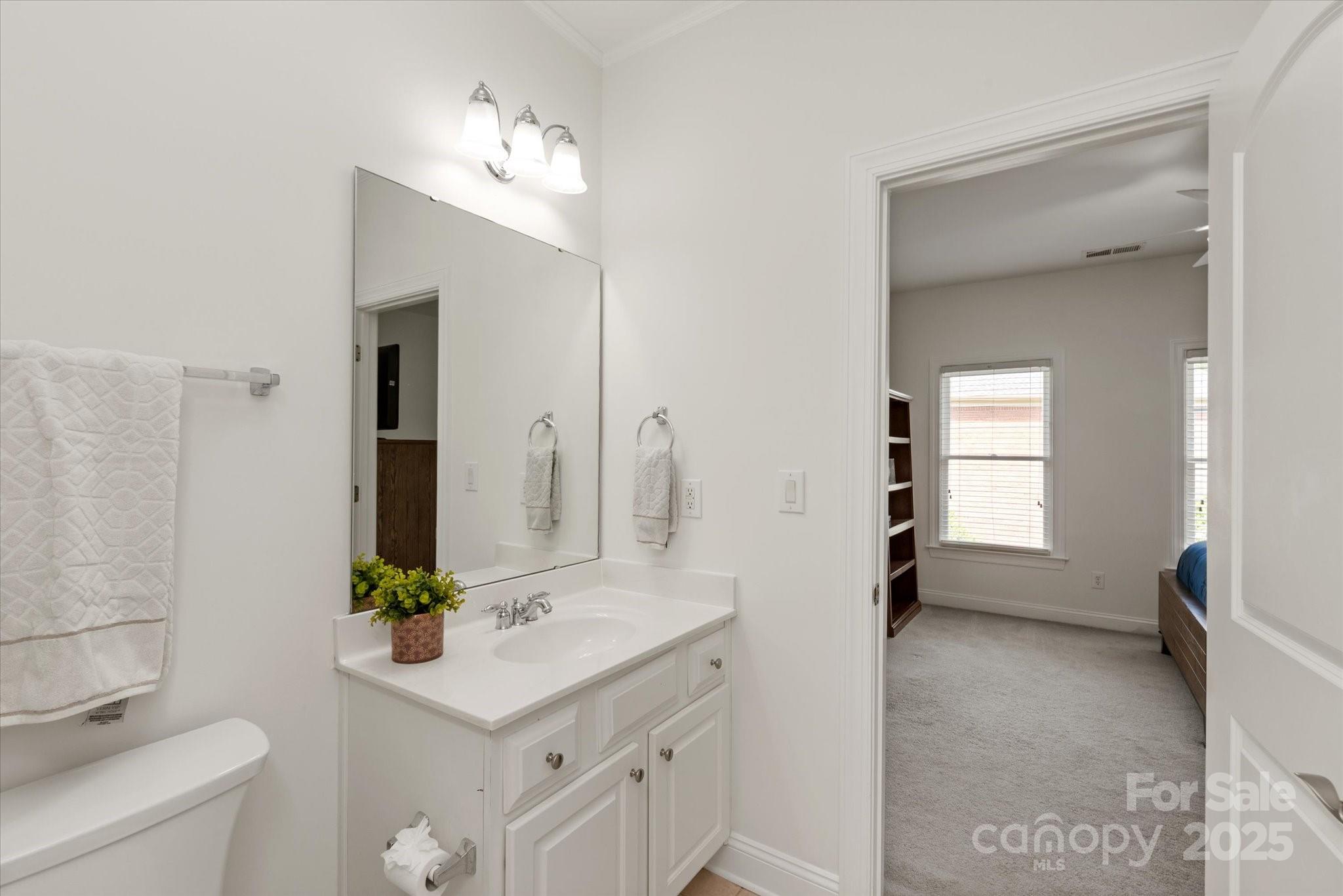 7507 Meadowgate Lane