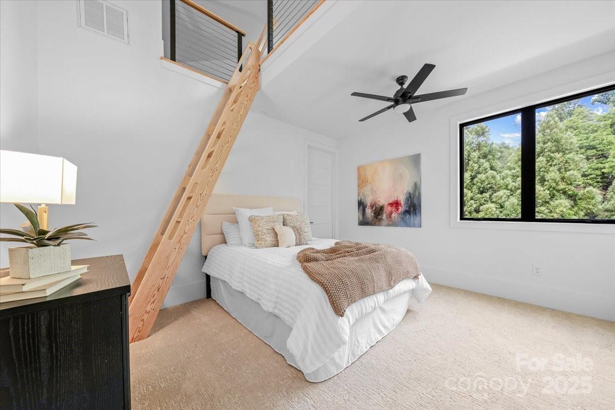 3304 Mar Vista Circle