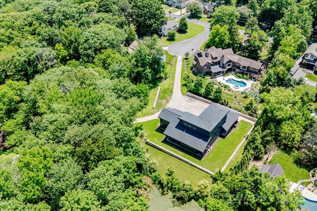 3304 Mar Vista Circle