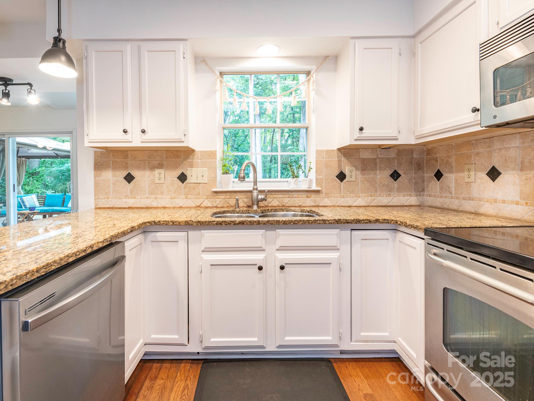 3102 Peggy Ridge Terrace