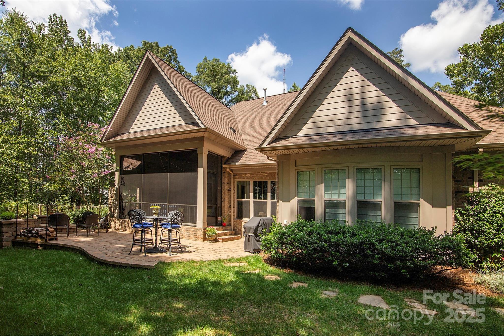 4114 Whispering Oaks Drive