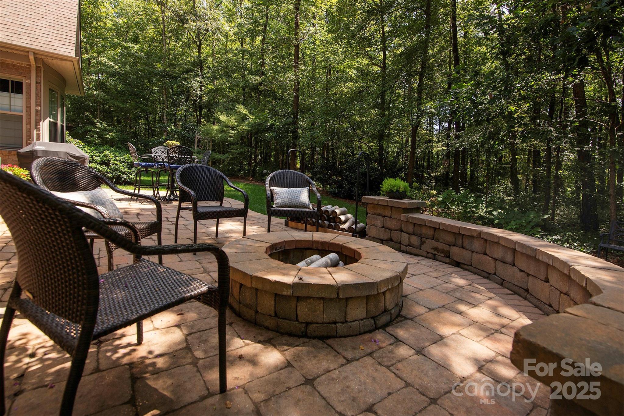 4114 Whispering Oaks Drive