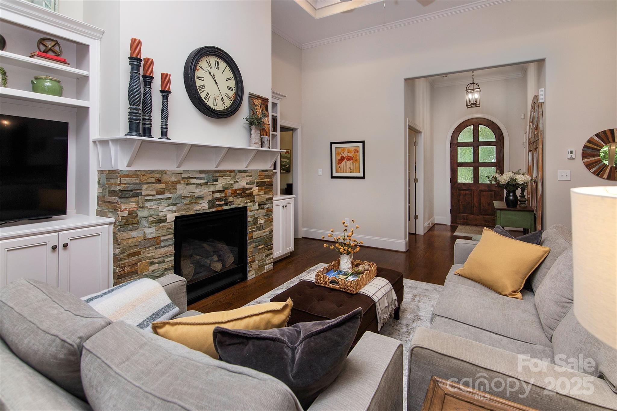 4114 Whispering Oaks Drive