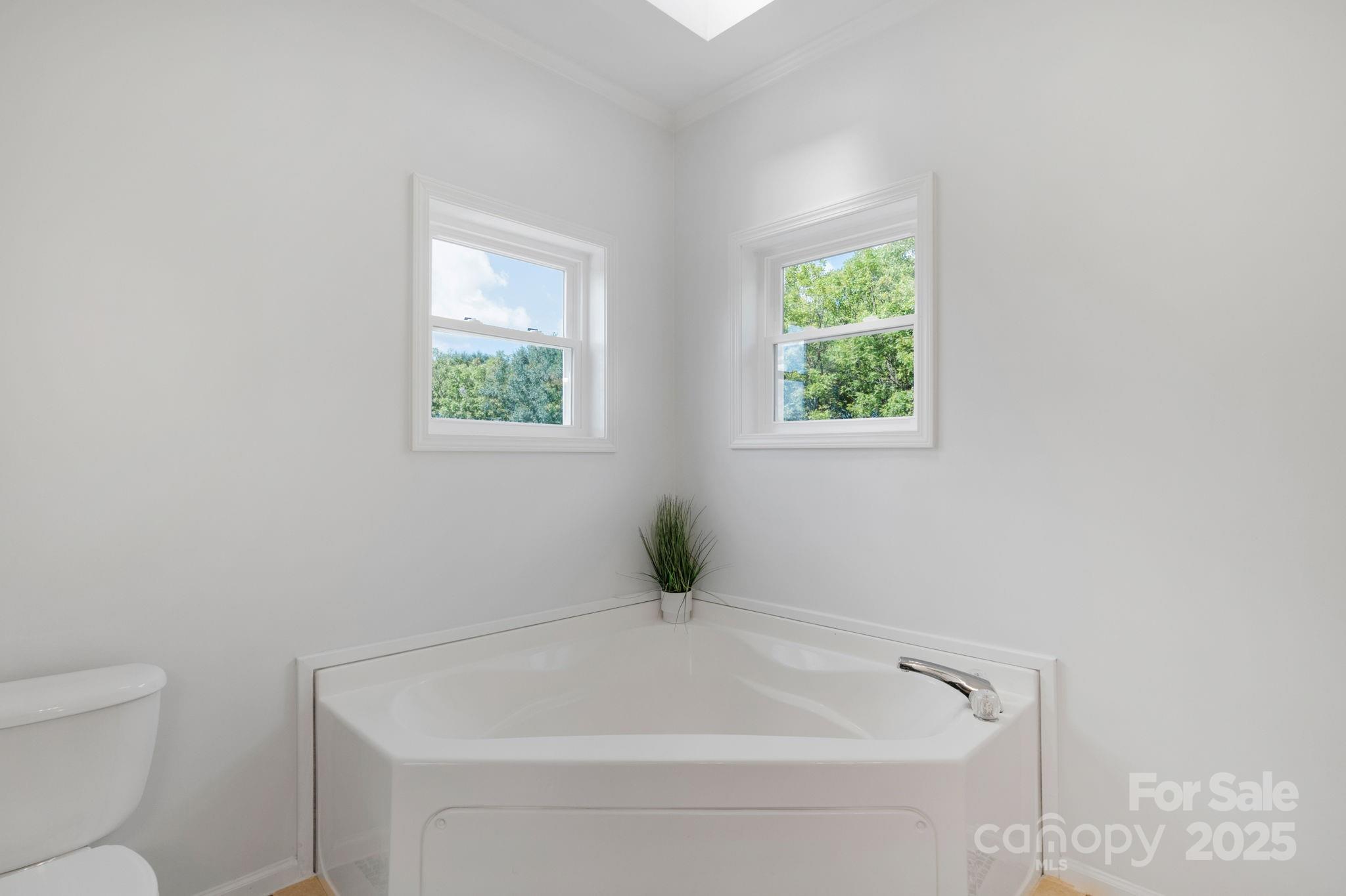 1259 Haywood Court